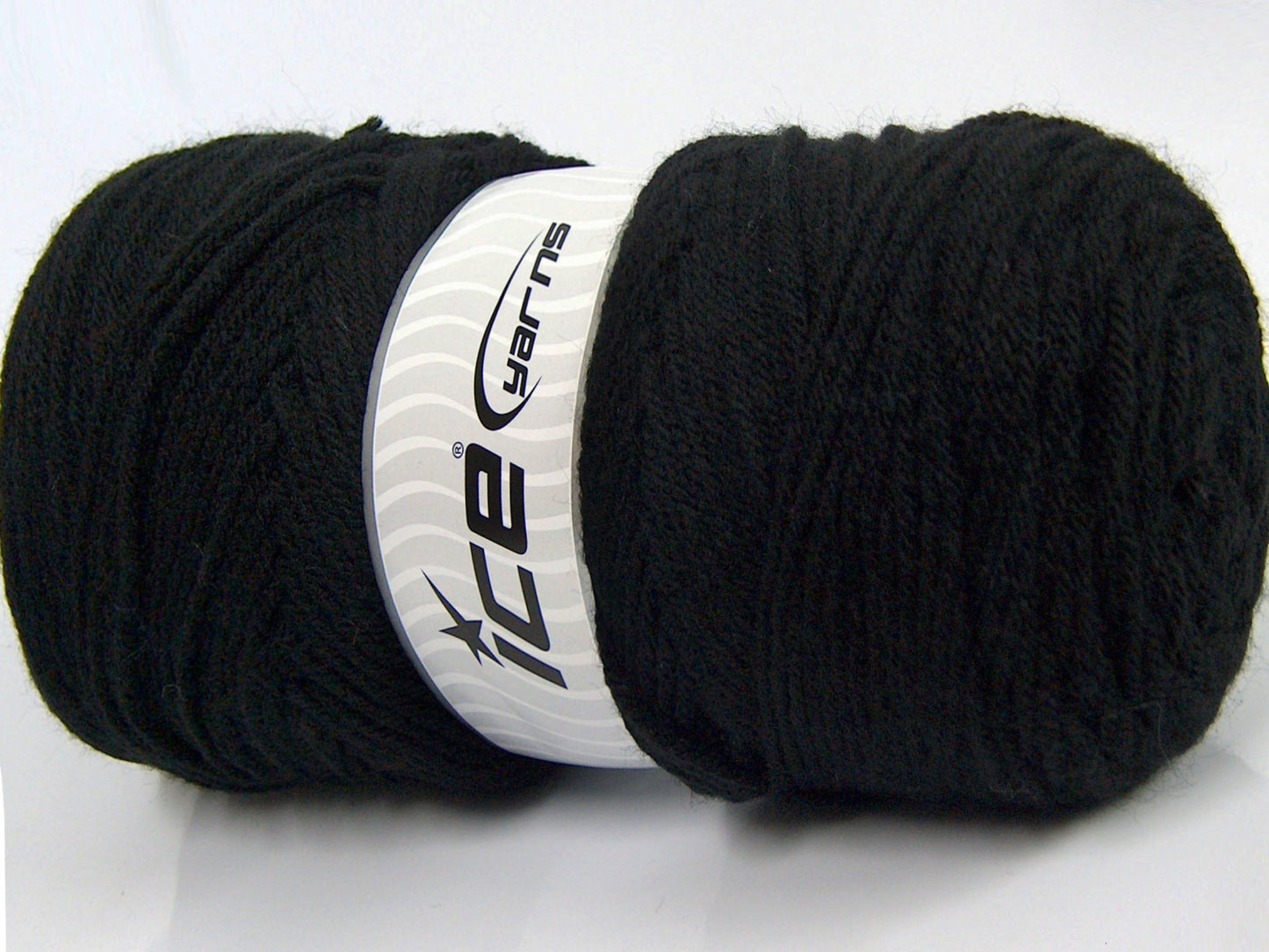 Lot of 2 x 200gr Skeins Ice Yarns SAVER Hand Knitting Yarn Black
