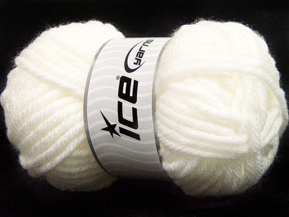 Lot of 4 x 100gr Skeins Ice Yarns ATLAS SUPERBULKY Hand Knitting Yarn White