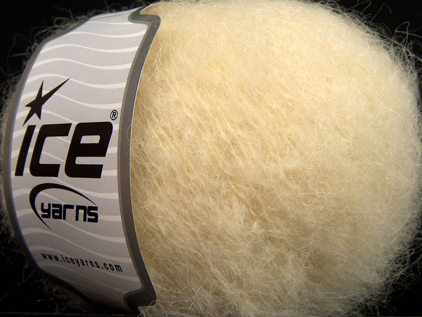 Lot of 8 Skeins Ice Yarns KID MOHAIR ALPACA LIGHT (41% Alpaca Superfine 41% Kid Mohair) Yarn Cream