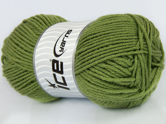 Lot of 4 x 115gr Skeins Ice Yarns SALE PLAIN Hand Knitting Yarn Green