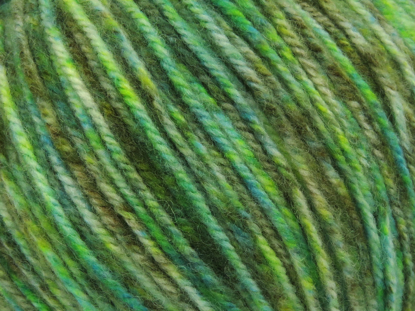 Yün Varicolor Kamgarn