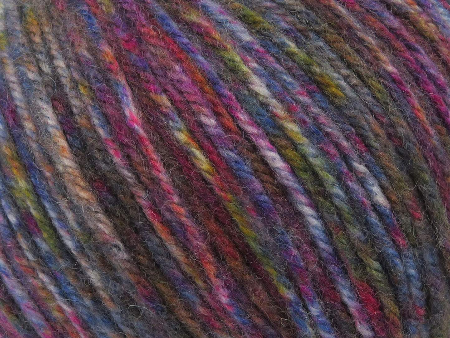 Yün Varicolor Kamgarn