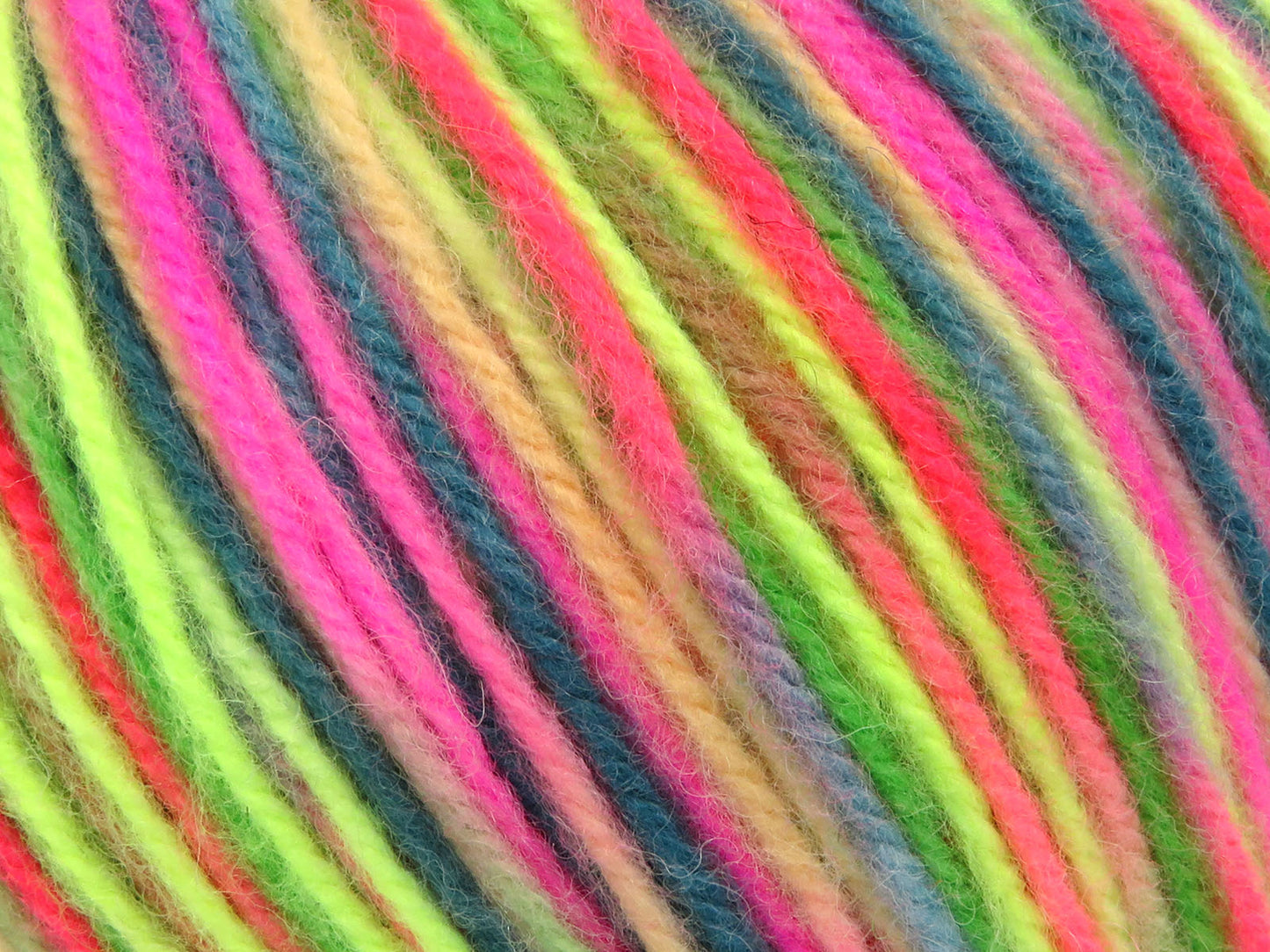 Yün Varicolor Kamgarn