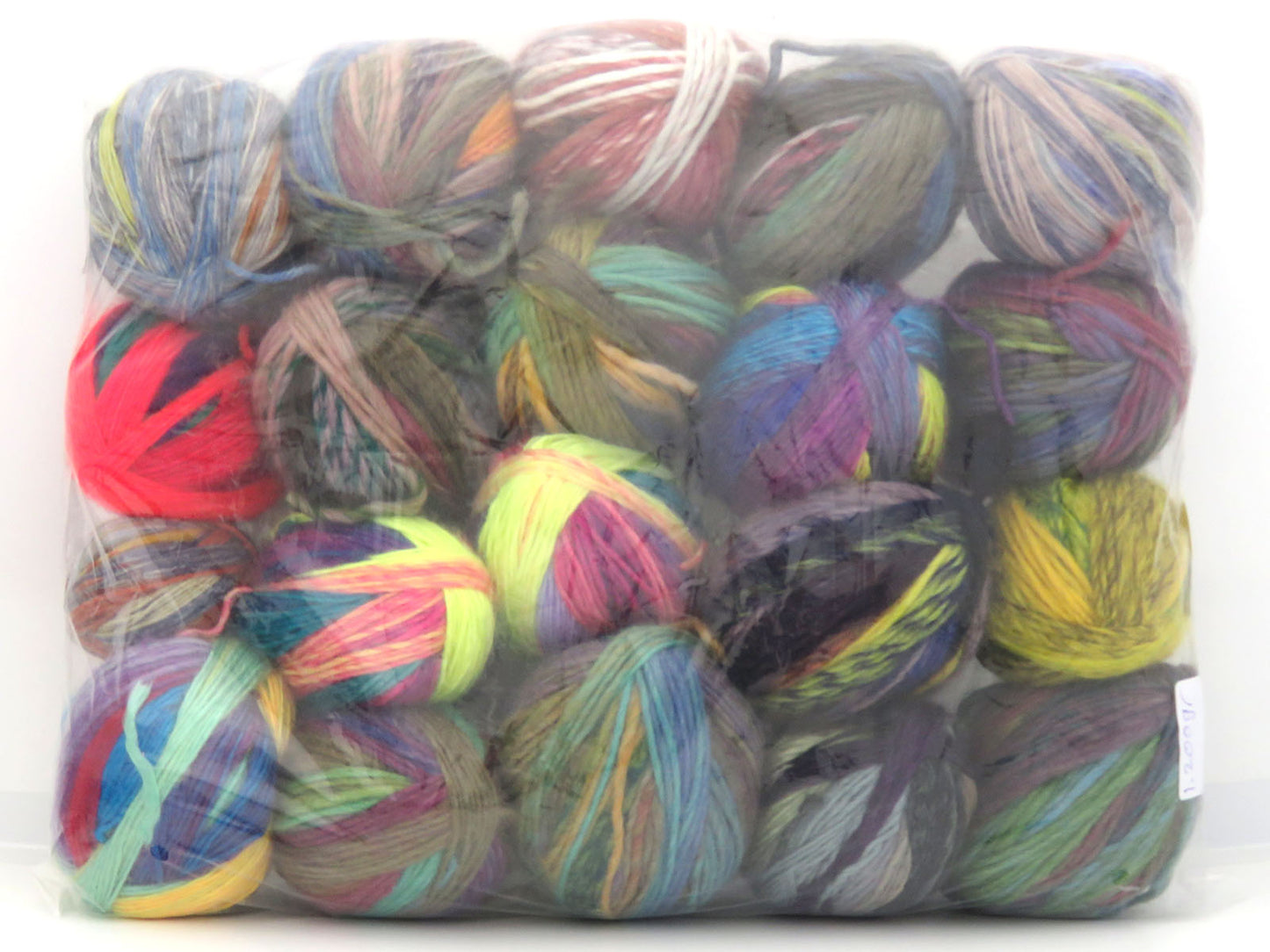 Mixed Lot Multicolor Leftover Self Striping Yarns fnt2-84373