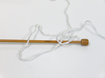 Macrame Cord Metallic Silver, White fnt2-51849