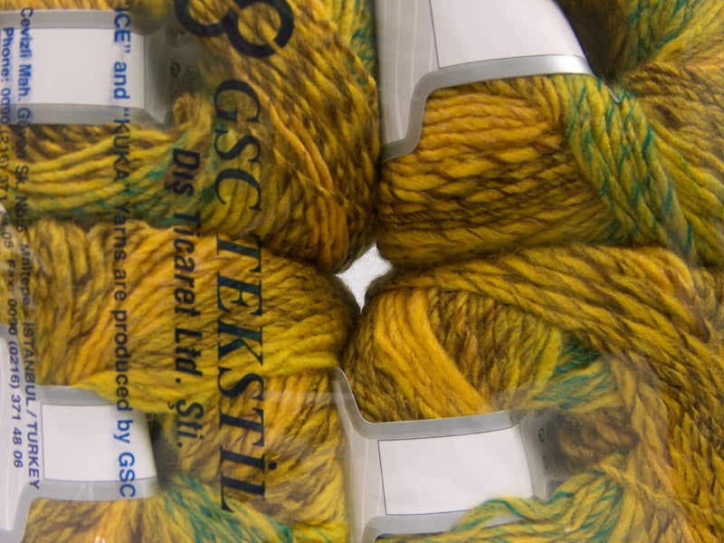Roseto Worsted Yellow, Gold, Brown, Green fnt2-63451