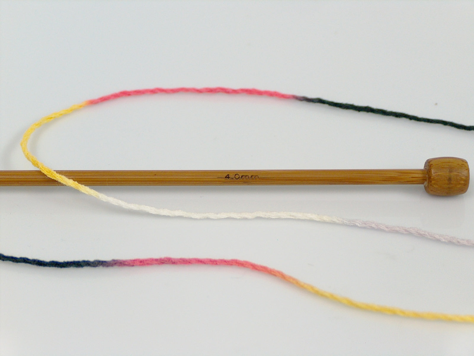 Vienna Black, Yellow, Salmon, Light grey fnt2-68625