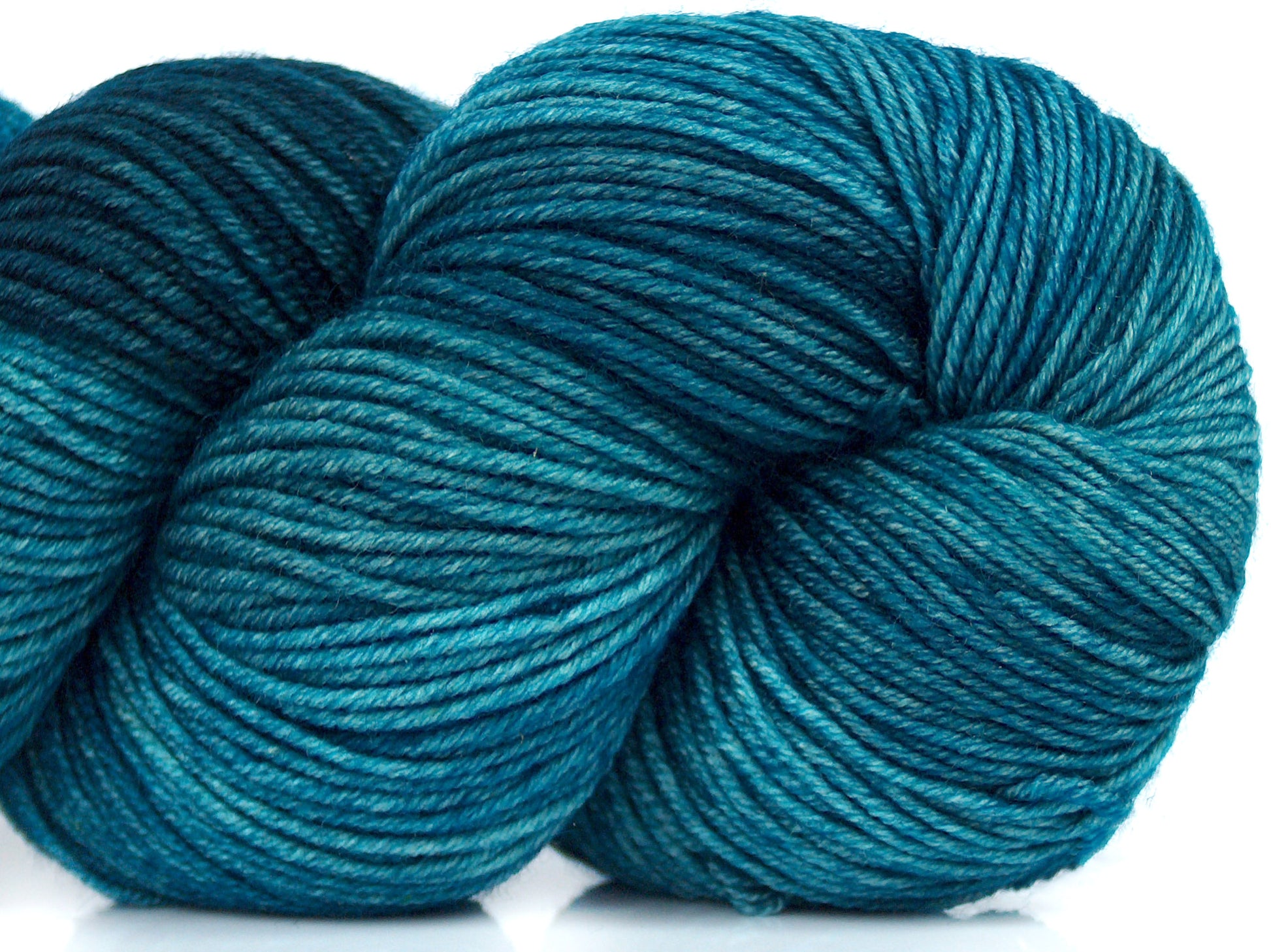 Hand Dyed Merino Extrafine Mosaic Blue fnt2-77191