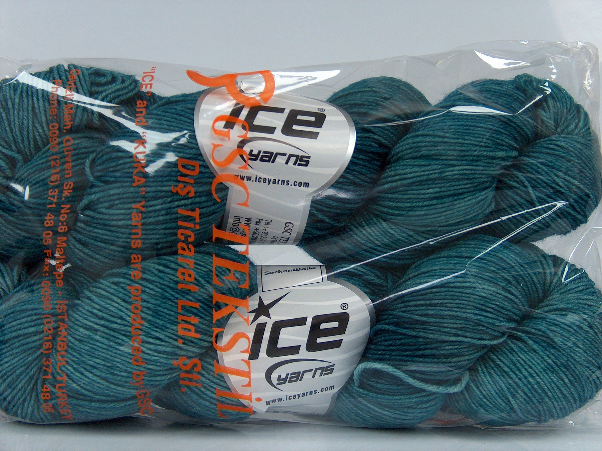 Hand Dyed Merino Extrafine Mosaic Blue fnt2-77191