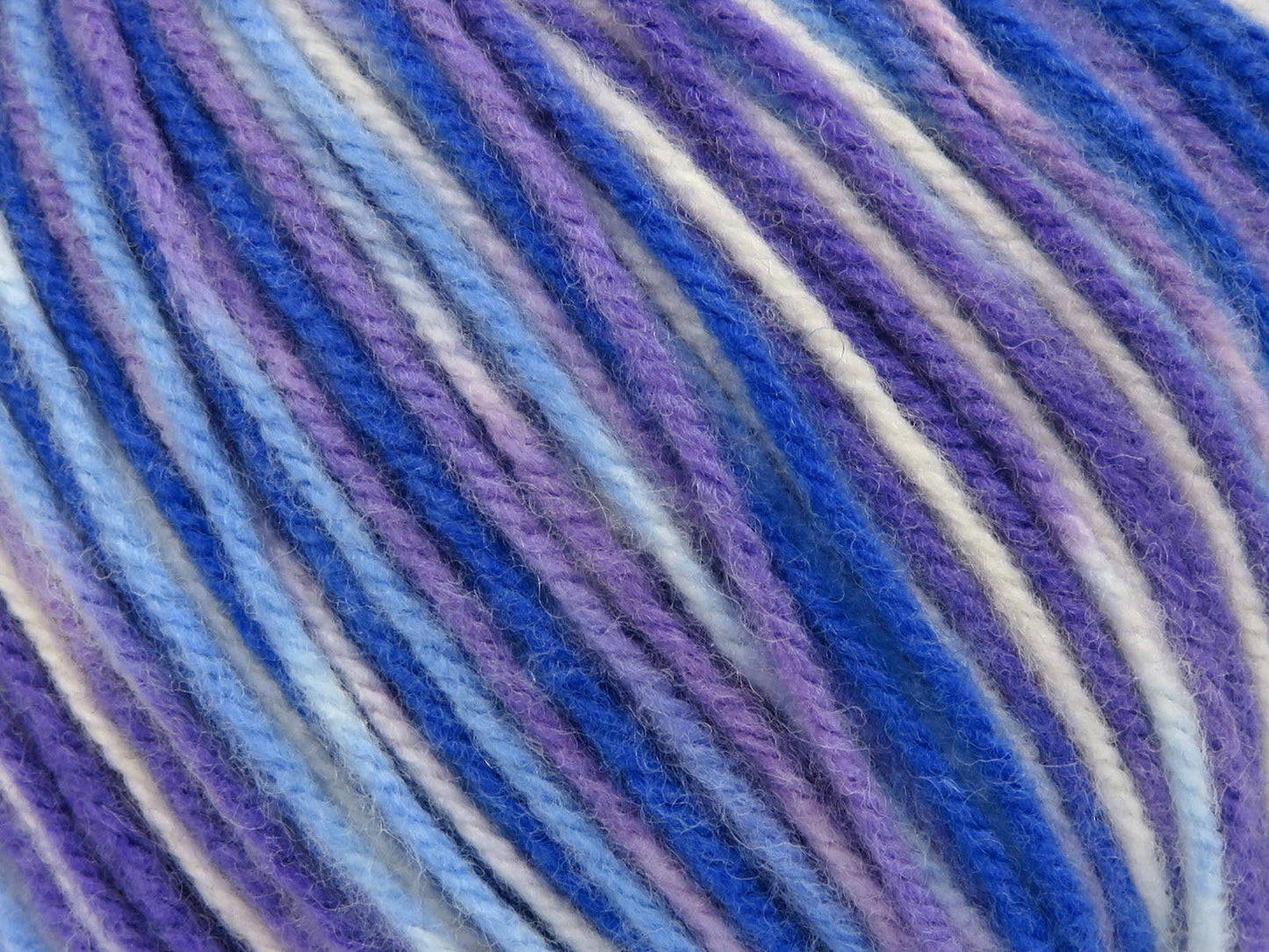 Yün Varicolor Kamgarn