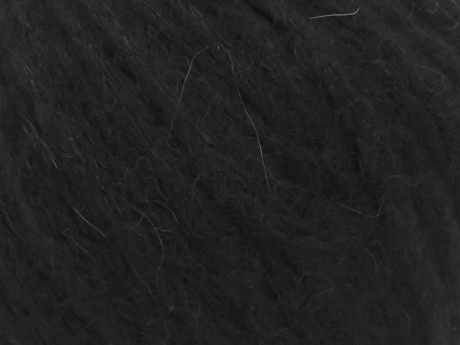 Baby Alpaca Aria Black fnt2-83726
