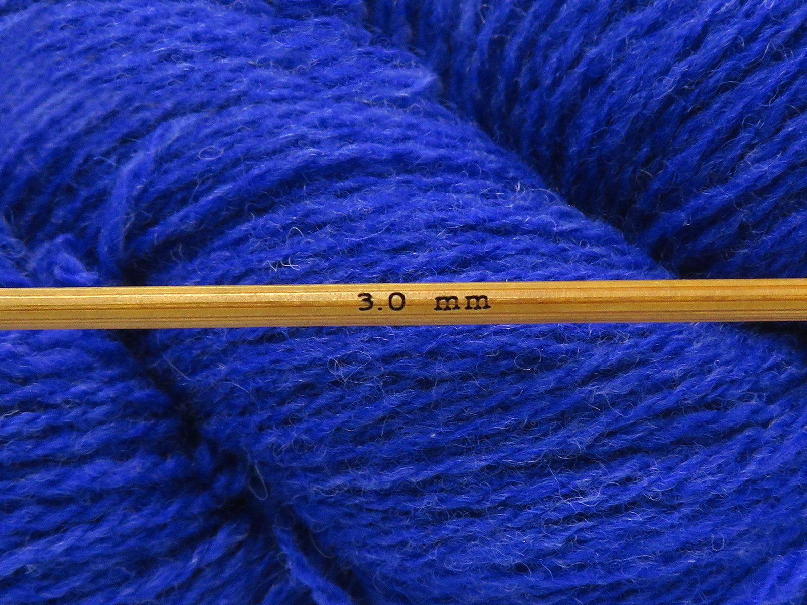 Shetland Wool Saxe Blue This product is made from 100% Shetland Island Wool. fnt2-84197