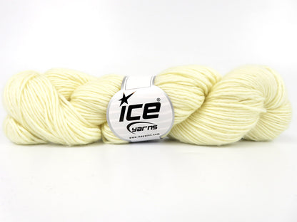 Hand Dyed Superwash Merino Cream fnt2-84203