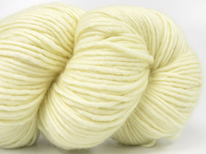 Hand Dyed Superwash Merino Cream fnt2-84203