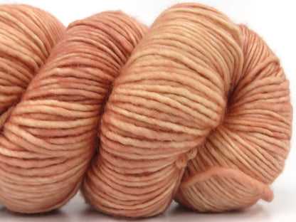 Hand Dyed Superwash Merino Light Pink Melange fnt2-84213