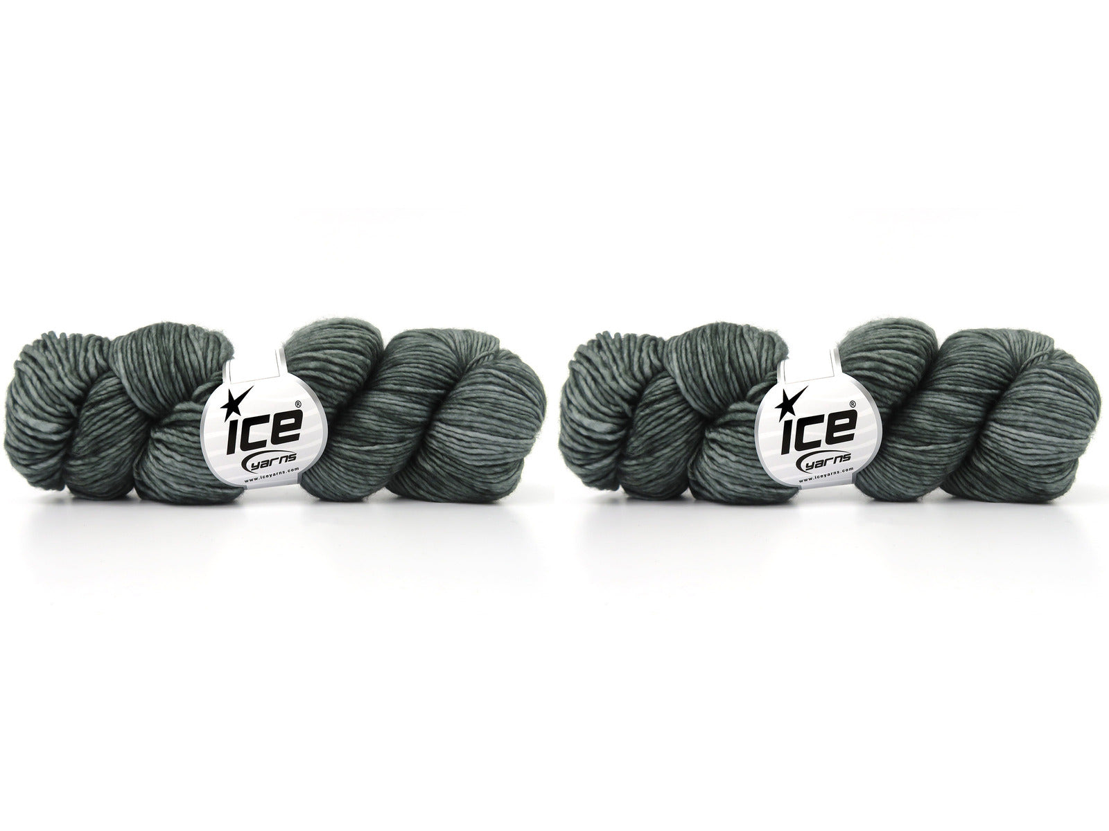 Hand Dyed Superwash Merino Oil Green Melange fnt2-84222