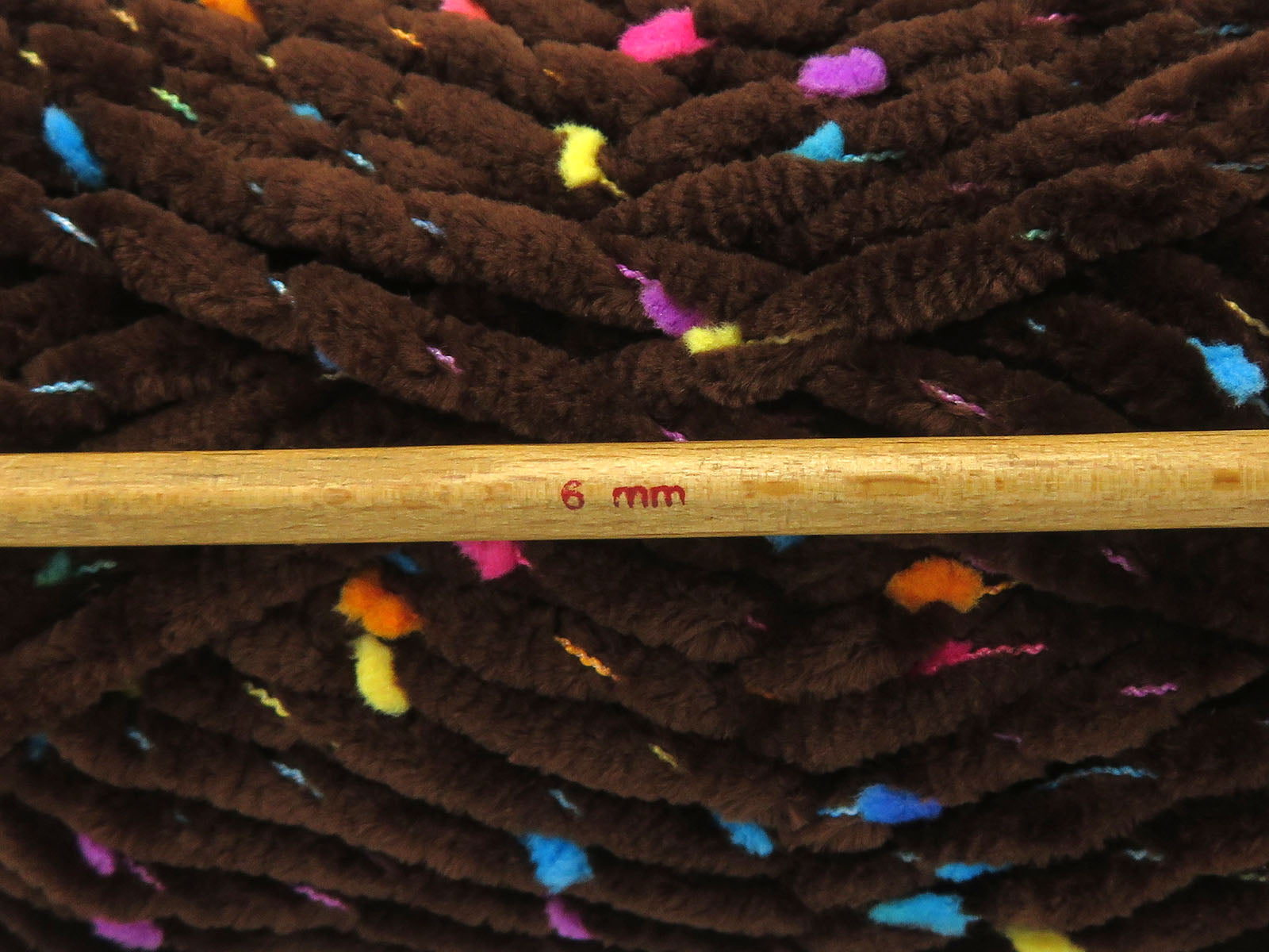 Chenille Baby Tweed Dark Brown fnt2-84386