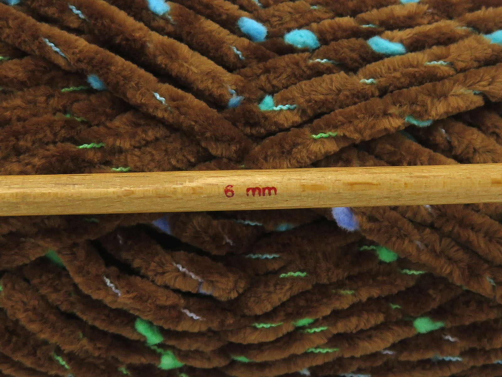 Chenille Baby Tweed Brown fnt2-84387