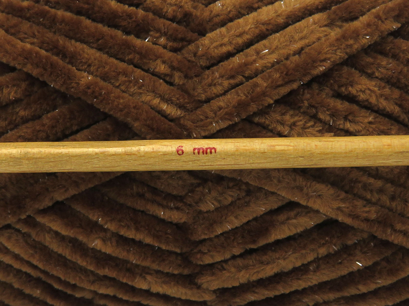 Chenille Baby Glitz Brown fnt2-84411